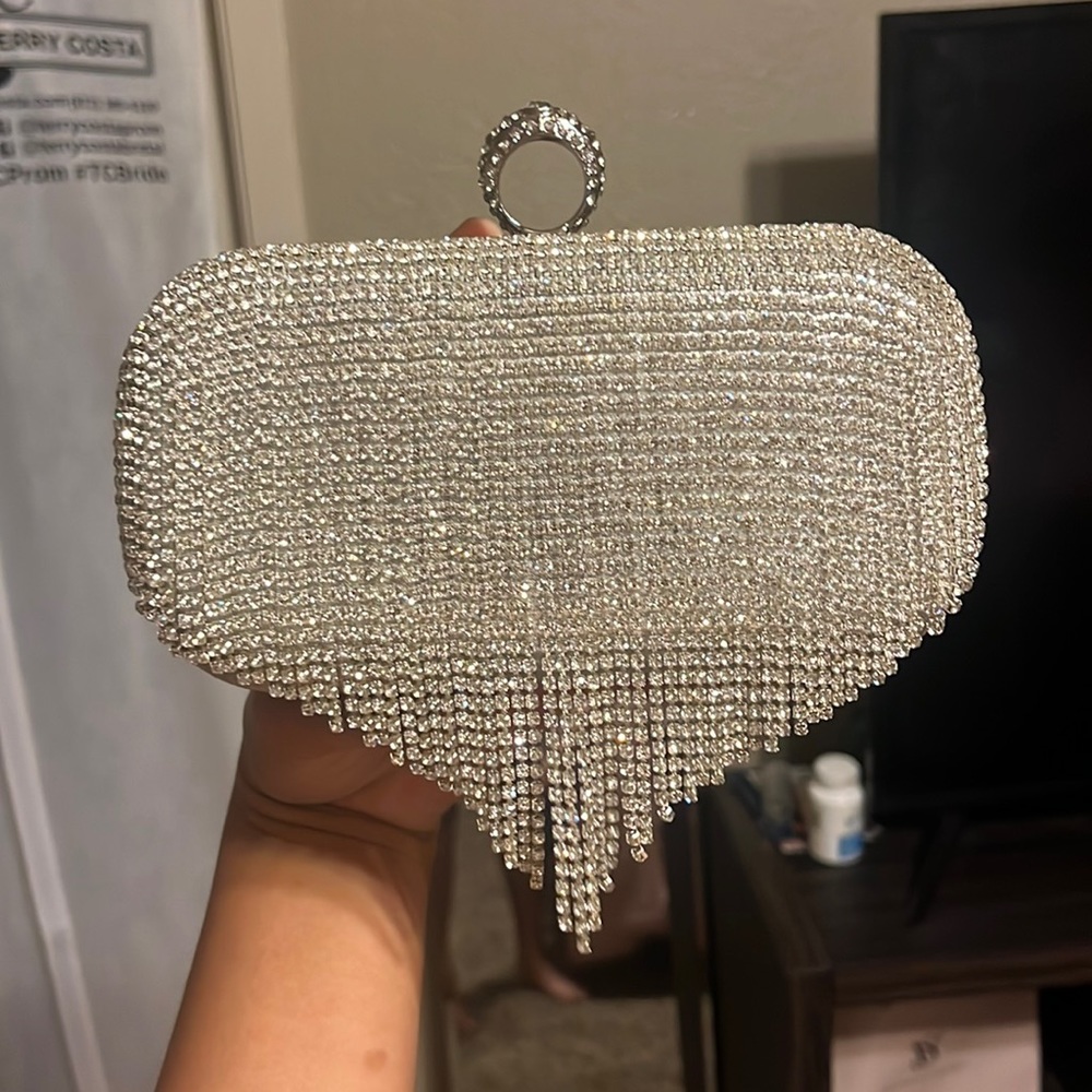Diamond Clutch